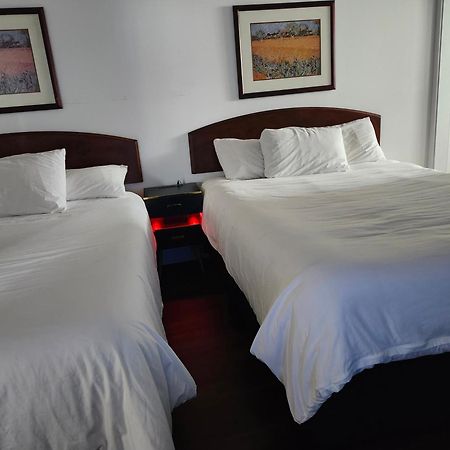 Cache Creek Inn מראה חיצוני תמונה