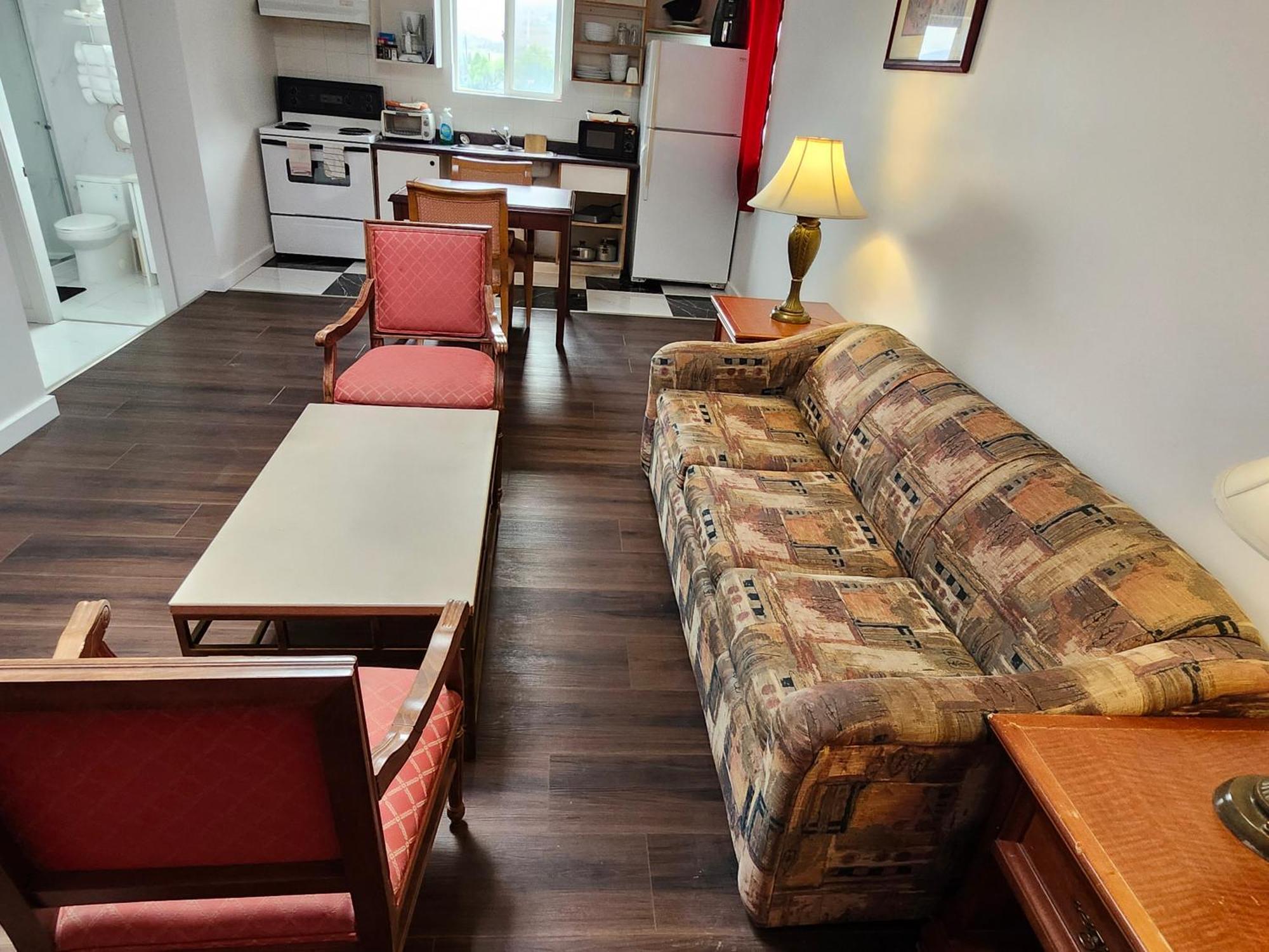 Cache Creek Inn מראה חיצוני תמונה