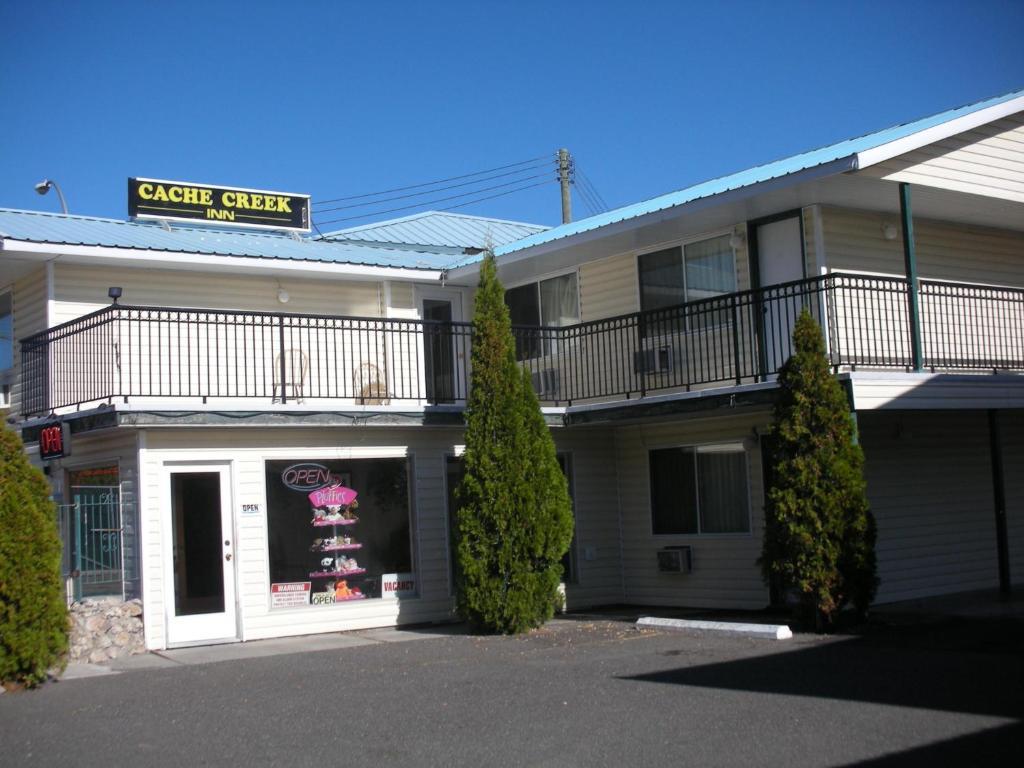Cache Creek Inn מראה חיצוני תמונה