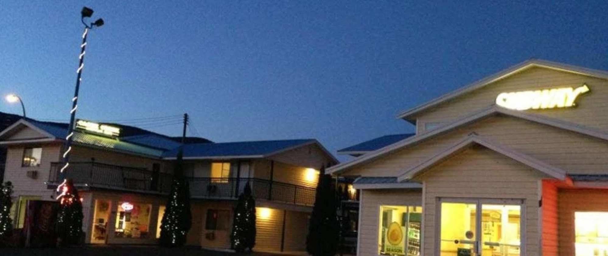 Cache Creek Inn מראה חיצוני תמונה